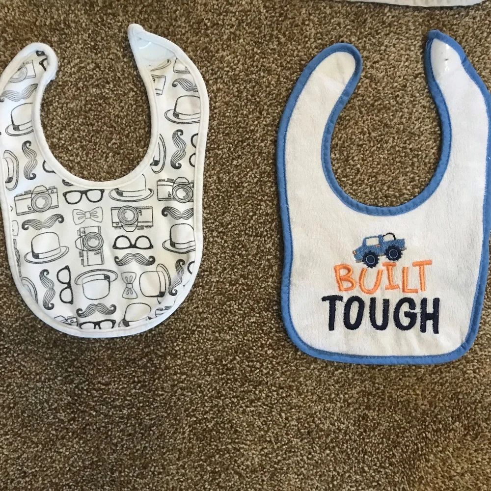 Bundle of 5 boy bibs